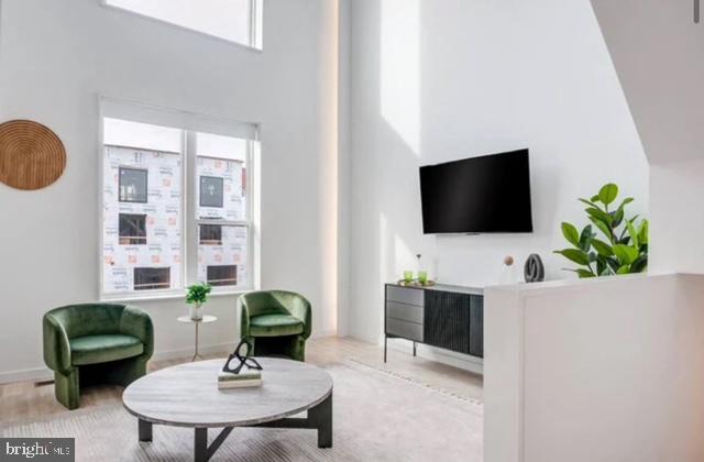 FAIRMOUNT - Residential Lease