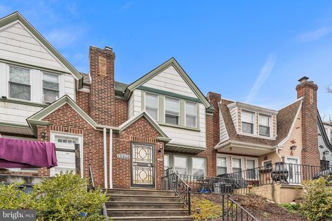 Townhouse For Sale - 6222 N Hancock Street<br/> PHILADELPHIA, PA 19120