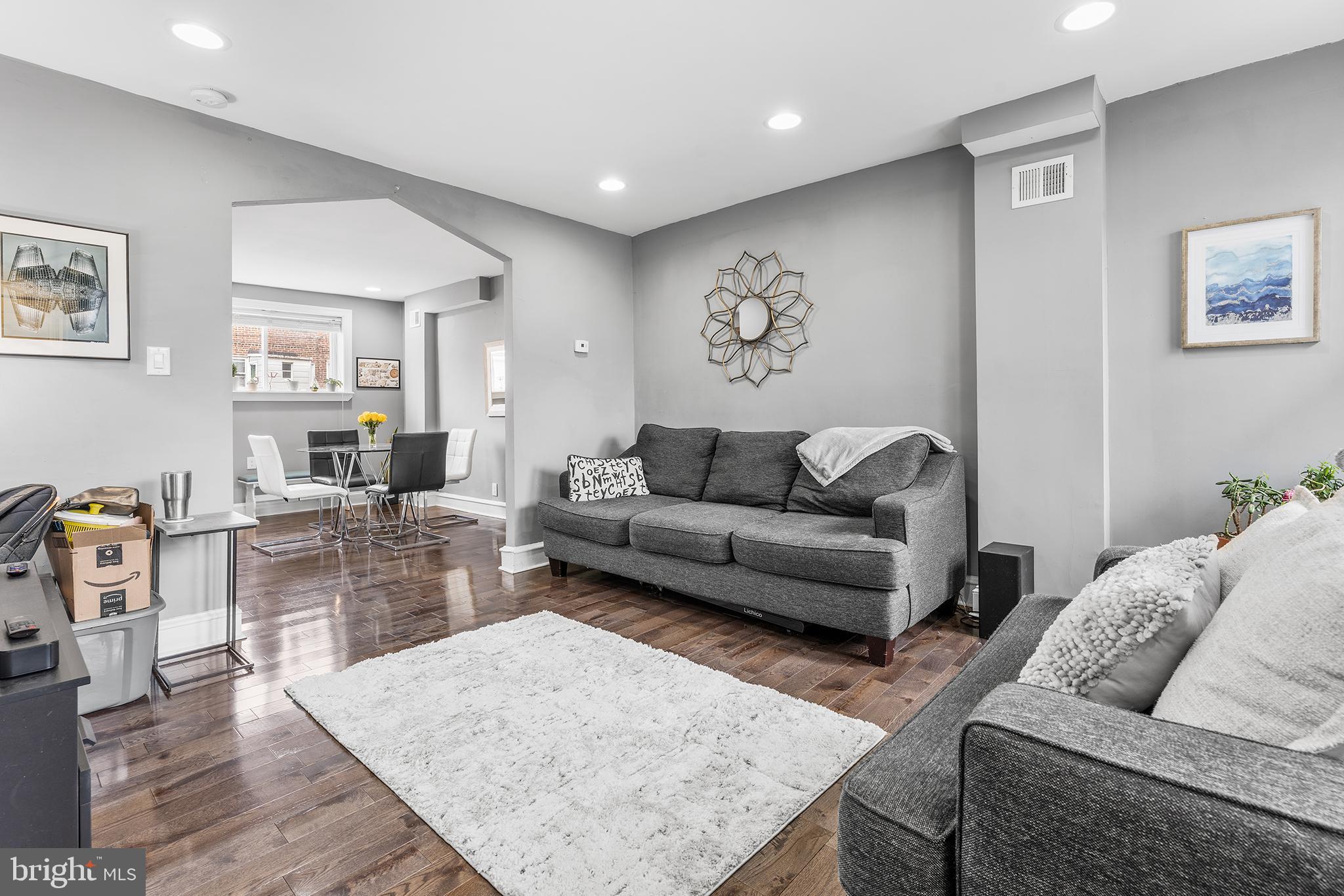 6222 N HANCOCK STREET