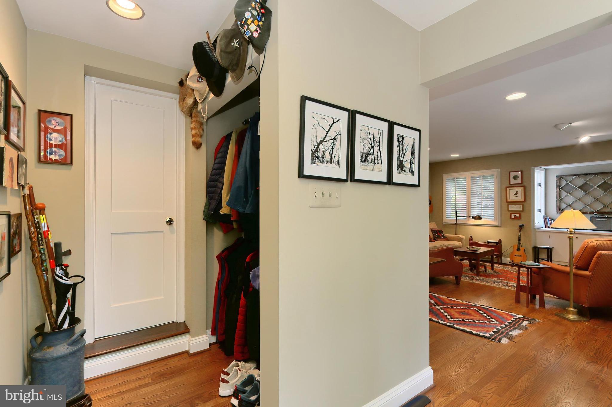 JEFFERSON PARK - Residential