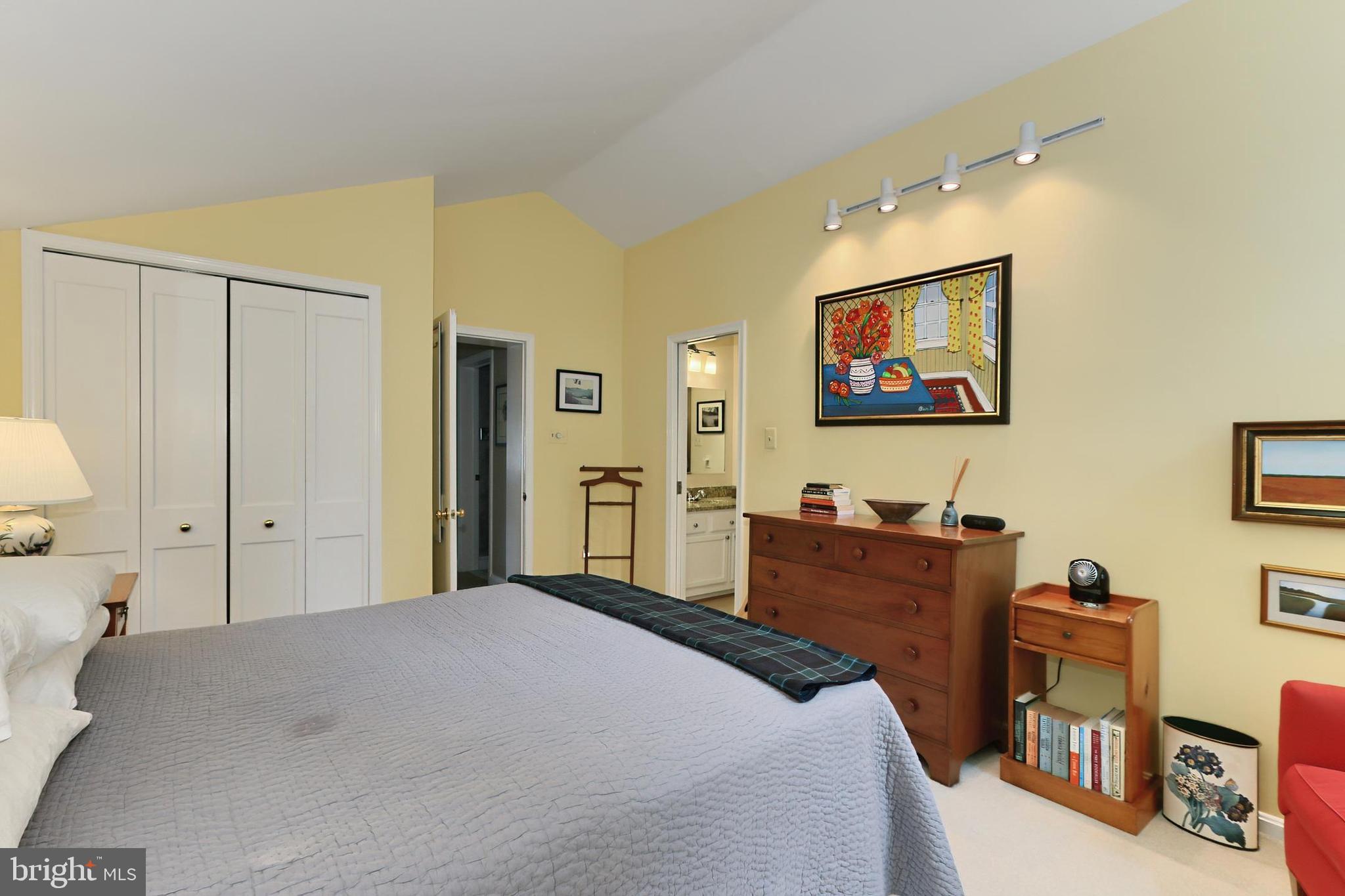 JEFFERSON PARK - Residential