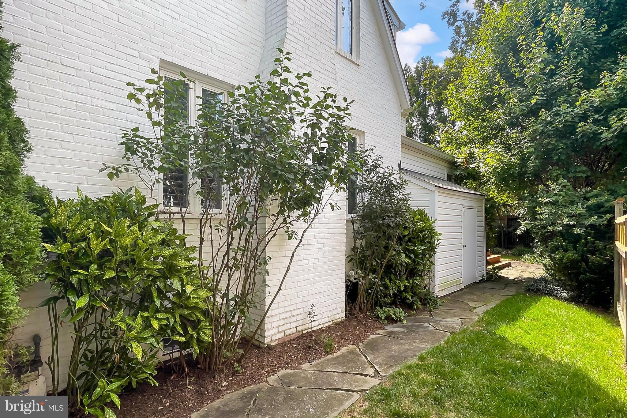 JEFFERSON PARK - Residential