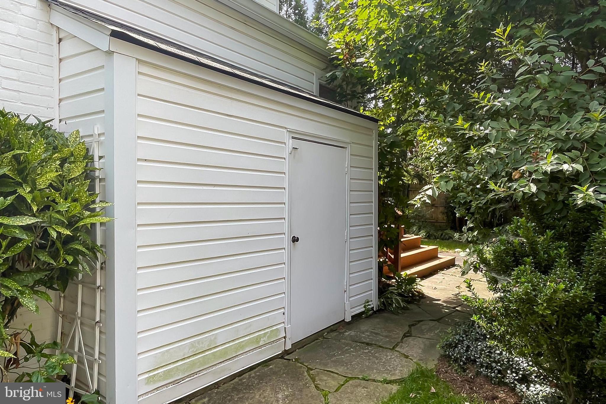 JEFFERSON PARK - Residential