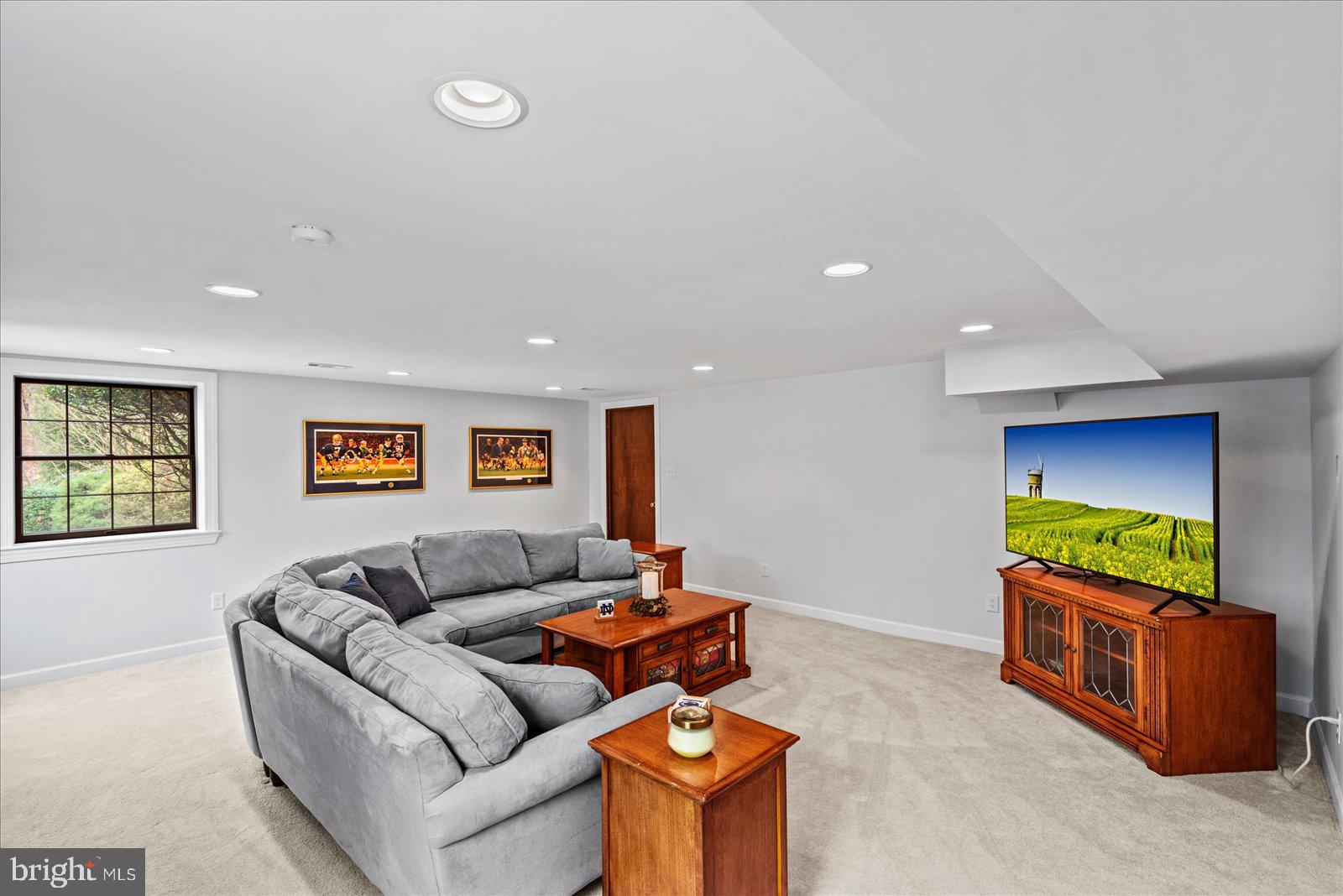 RIVER BLUFFS - Residential