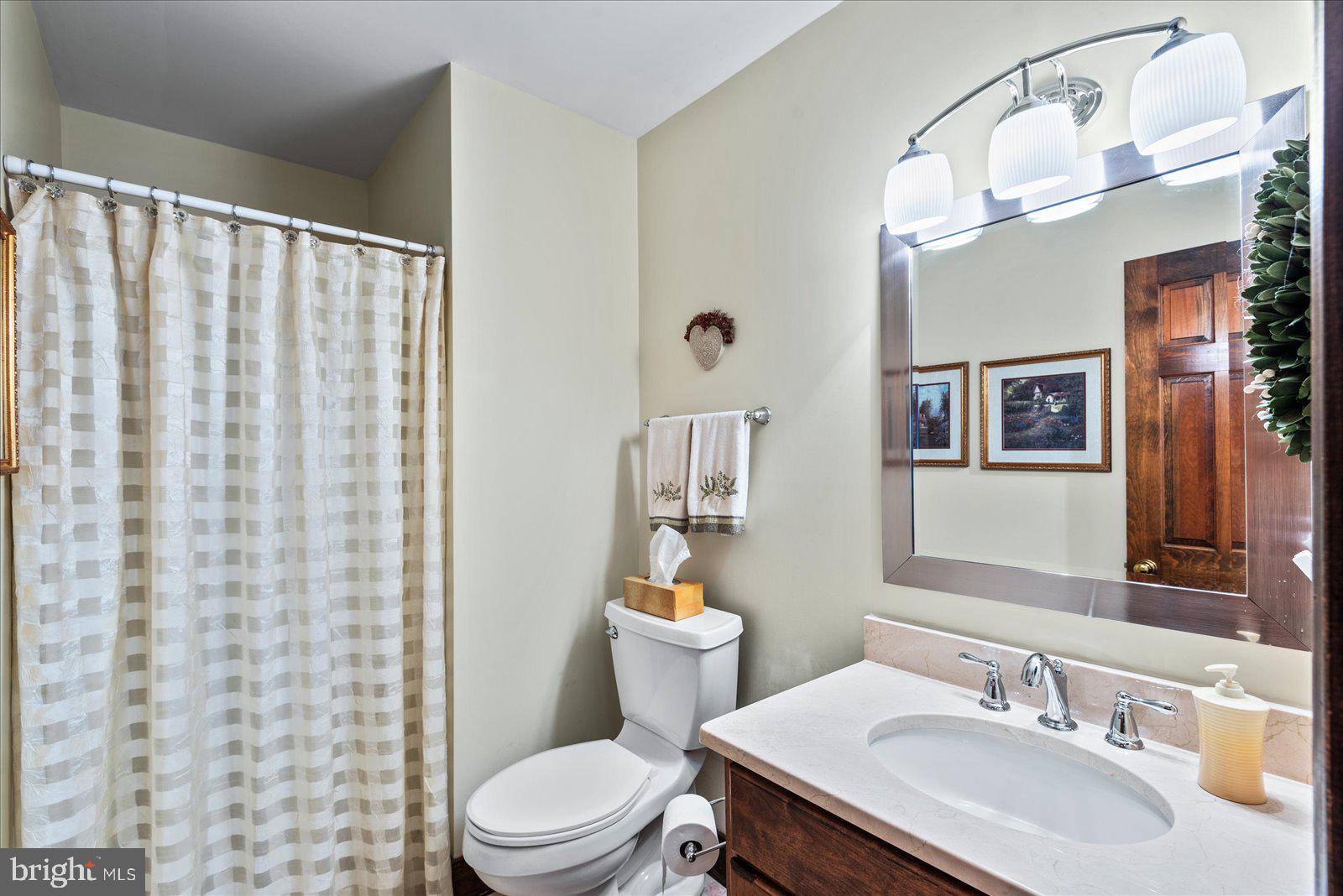 RIVER BLUFFS - Residential