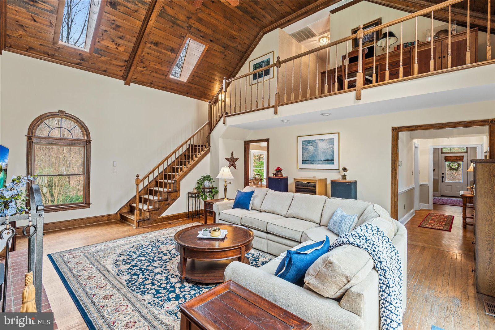 RIVER BLUFFS - Residential