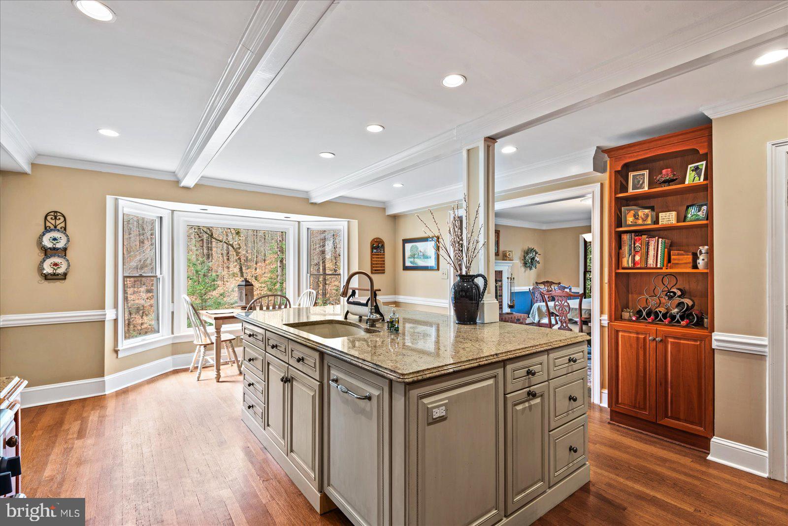 RIVER BLUFFS - Residential