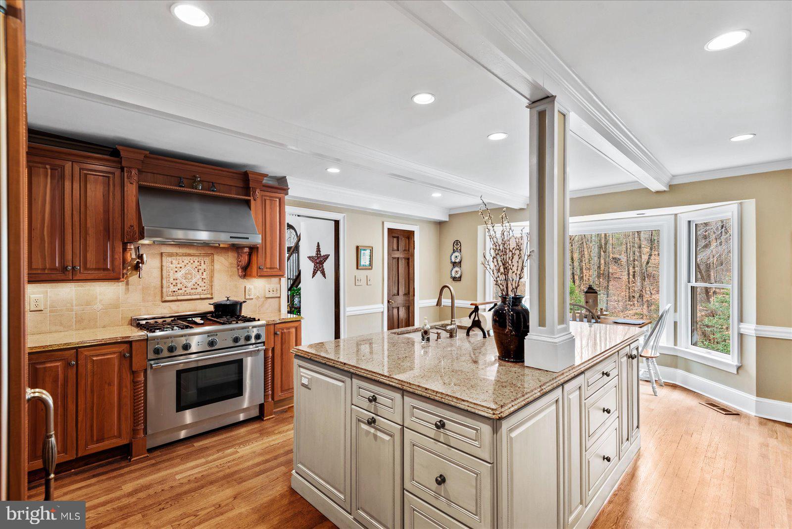 RIVER BLUFFS - Residential