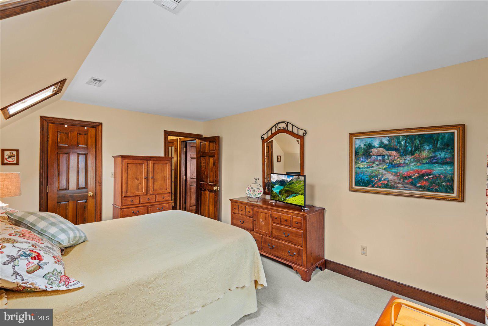 RIVER BLUFFS - Residential