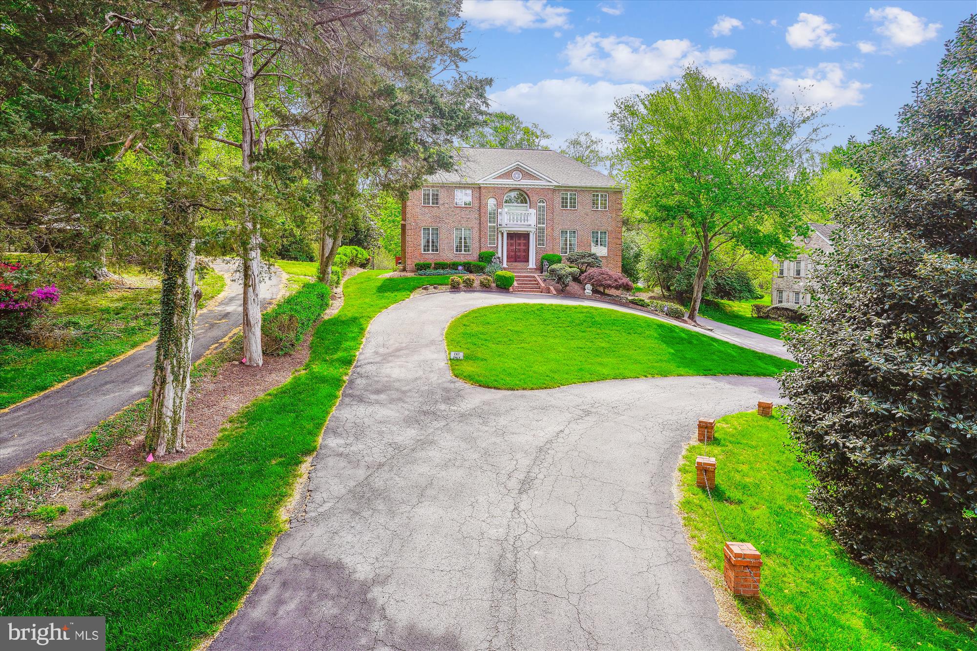 CEDARS OF MC LEAN - Residential