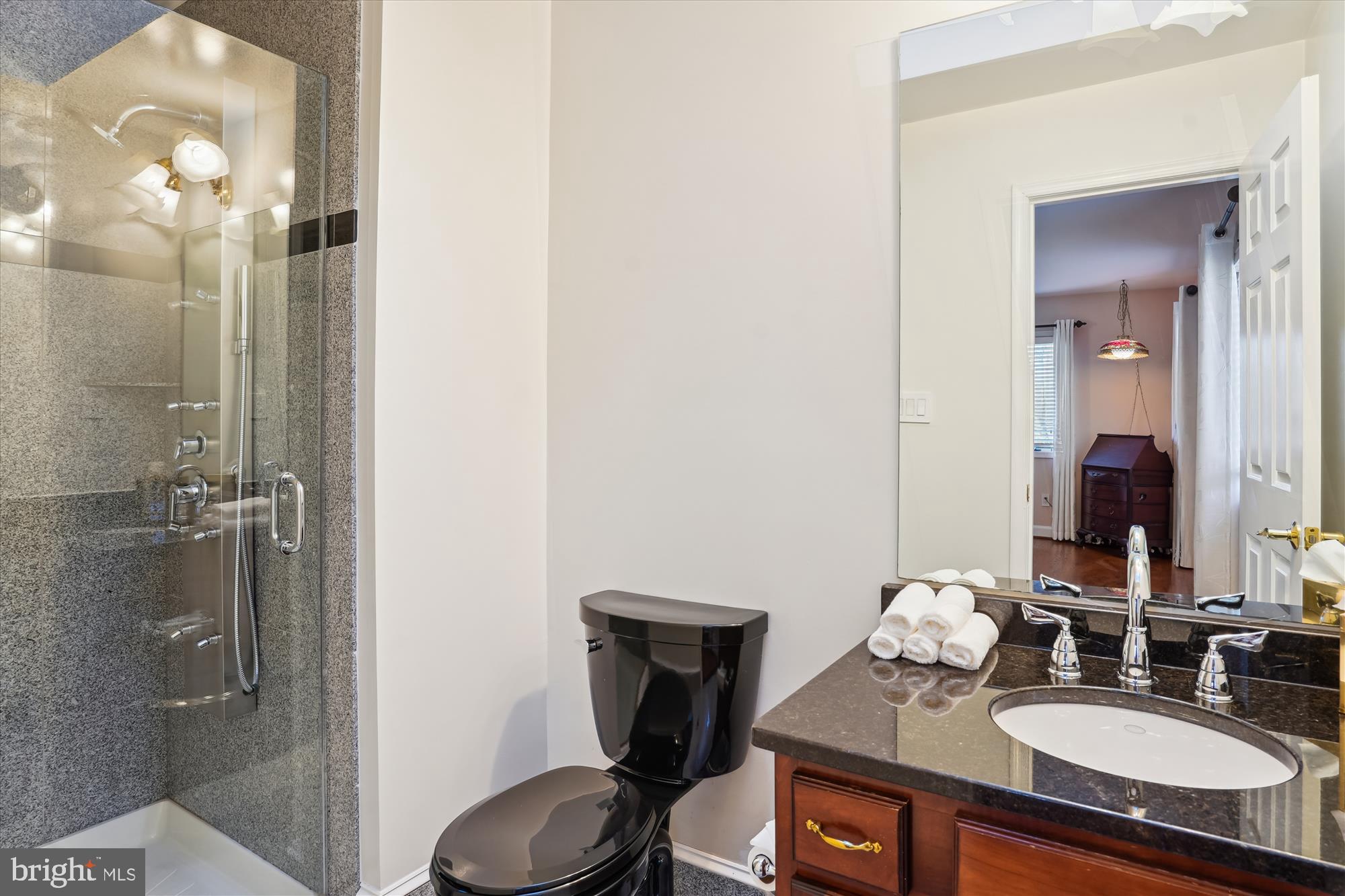 CEDARS OF MC LEAN - Residential