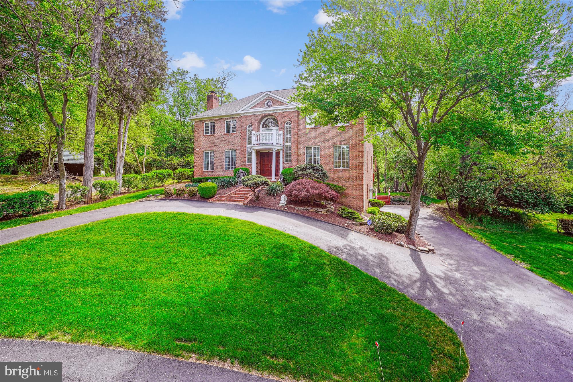 CEDARS OF MC LEAN - Residential