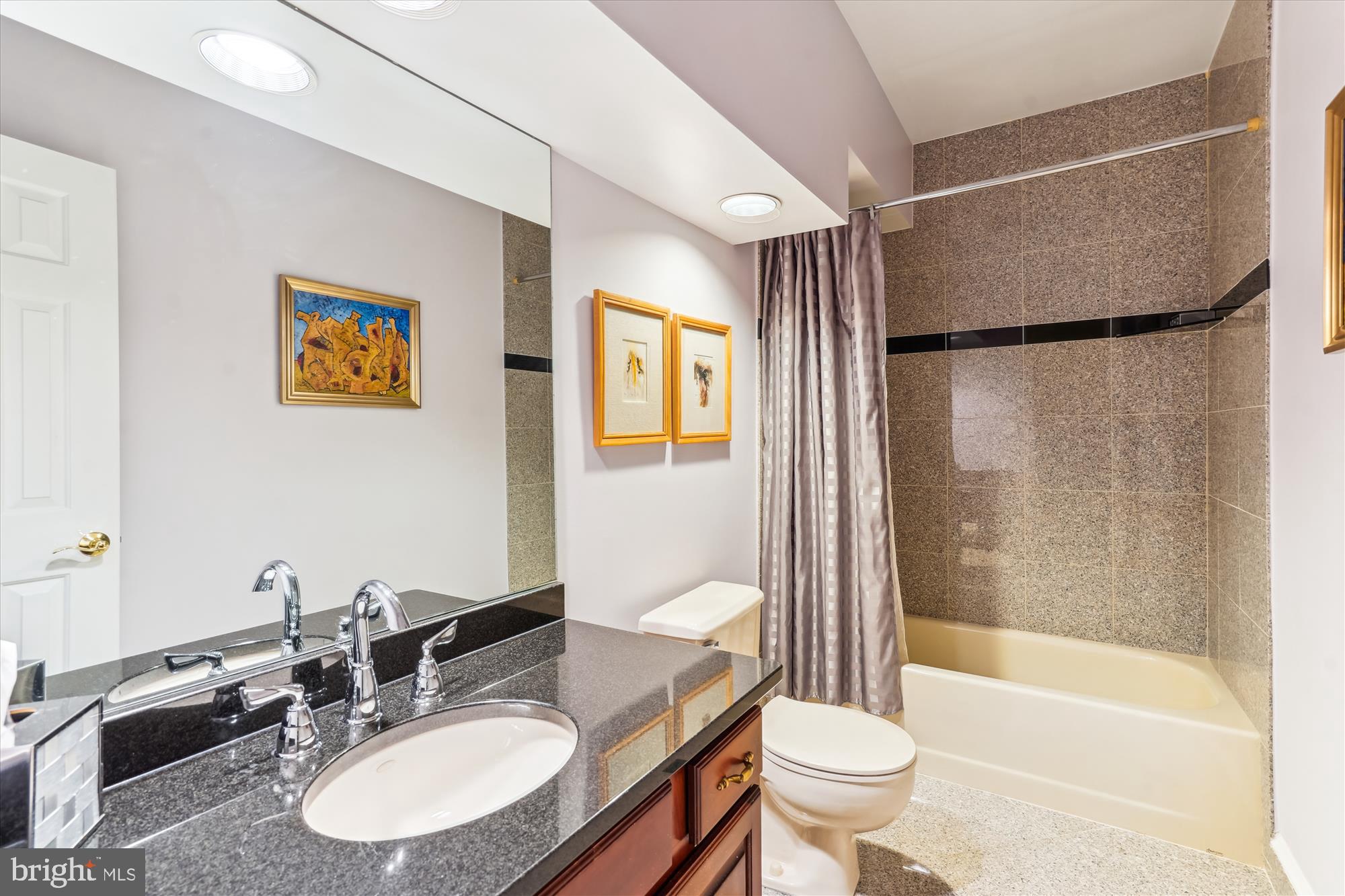 CEDARS OF MC LEAN - Residential