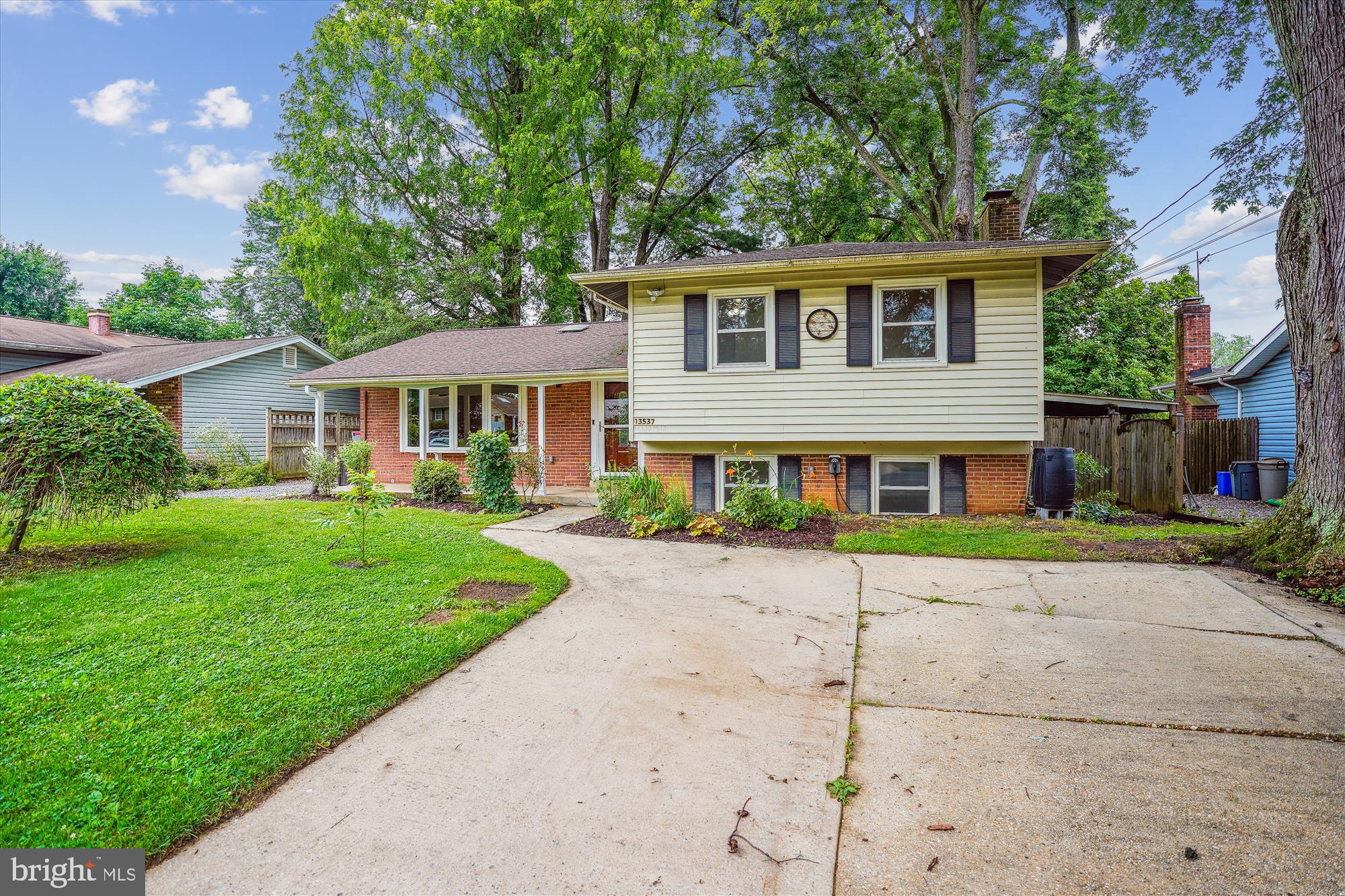 13537 VANDALIA DRIVE