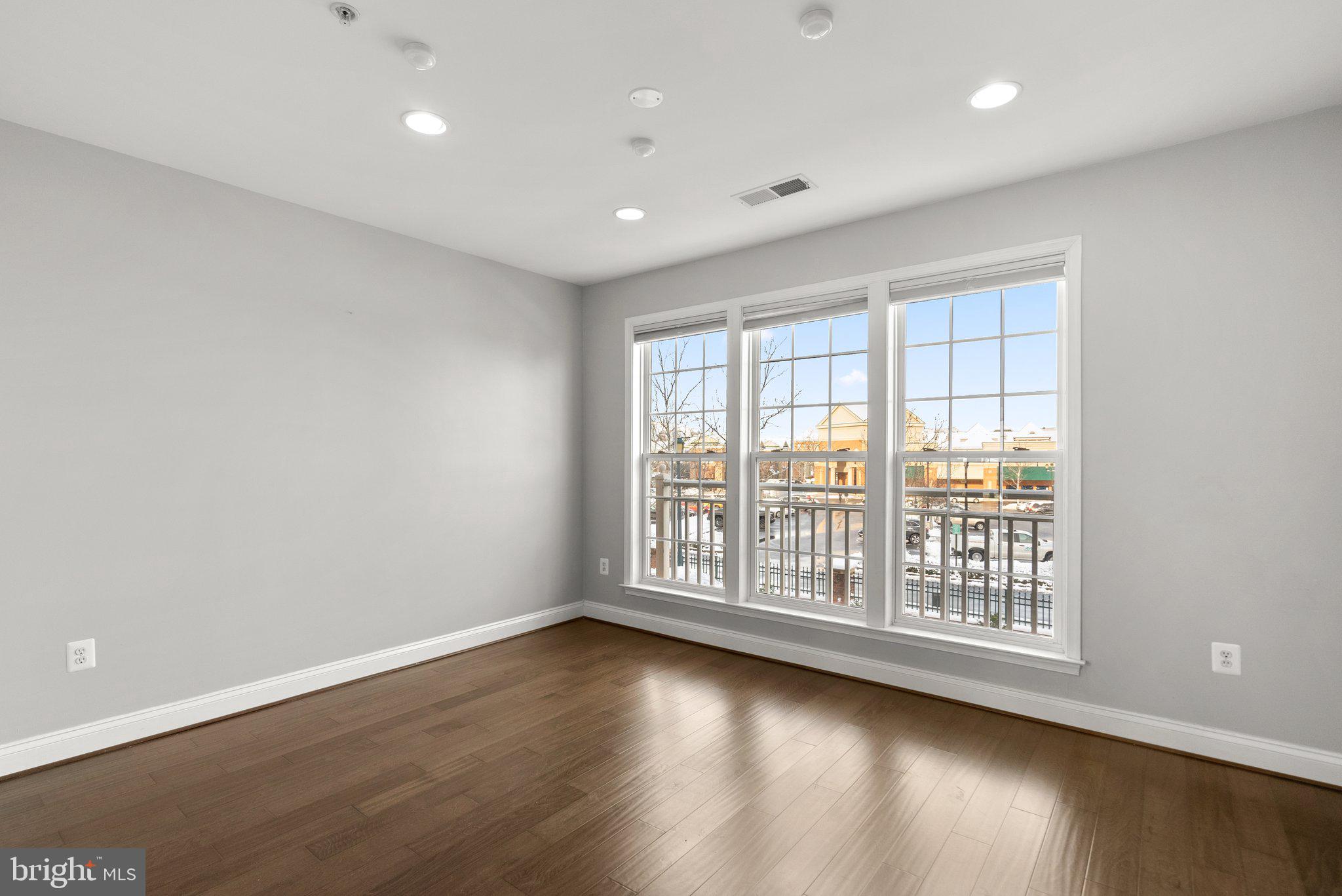 KING FARM - Residential Lease