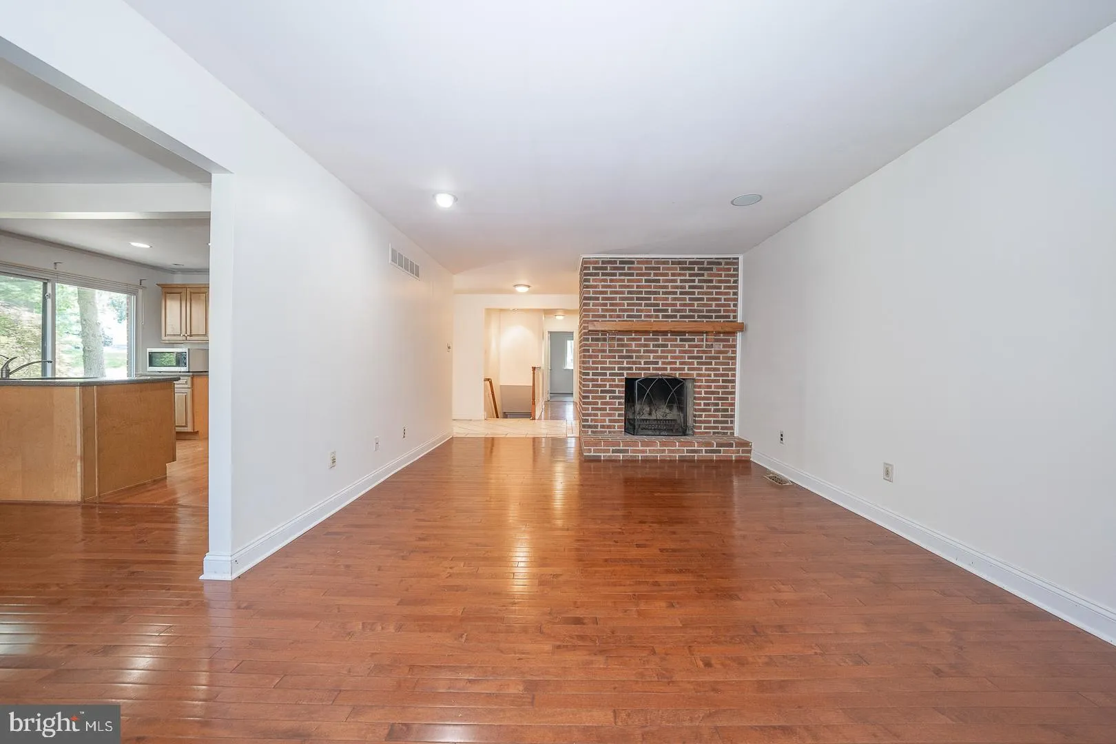 Wayne, Pennsylvania 19087, United States, 2 Bedrooms Bedrooms, ,2 BathroomsBathrooms,Residential,Active,200558