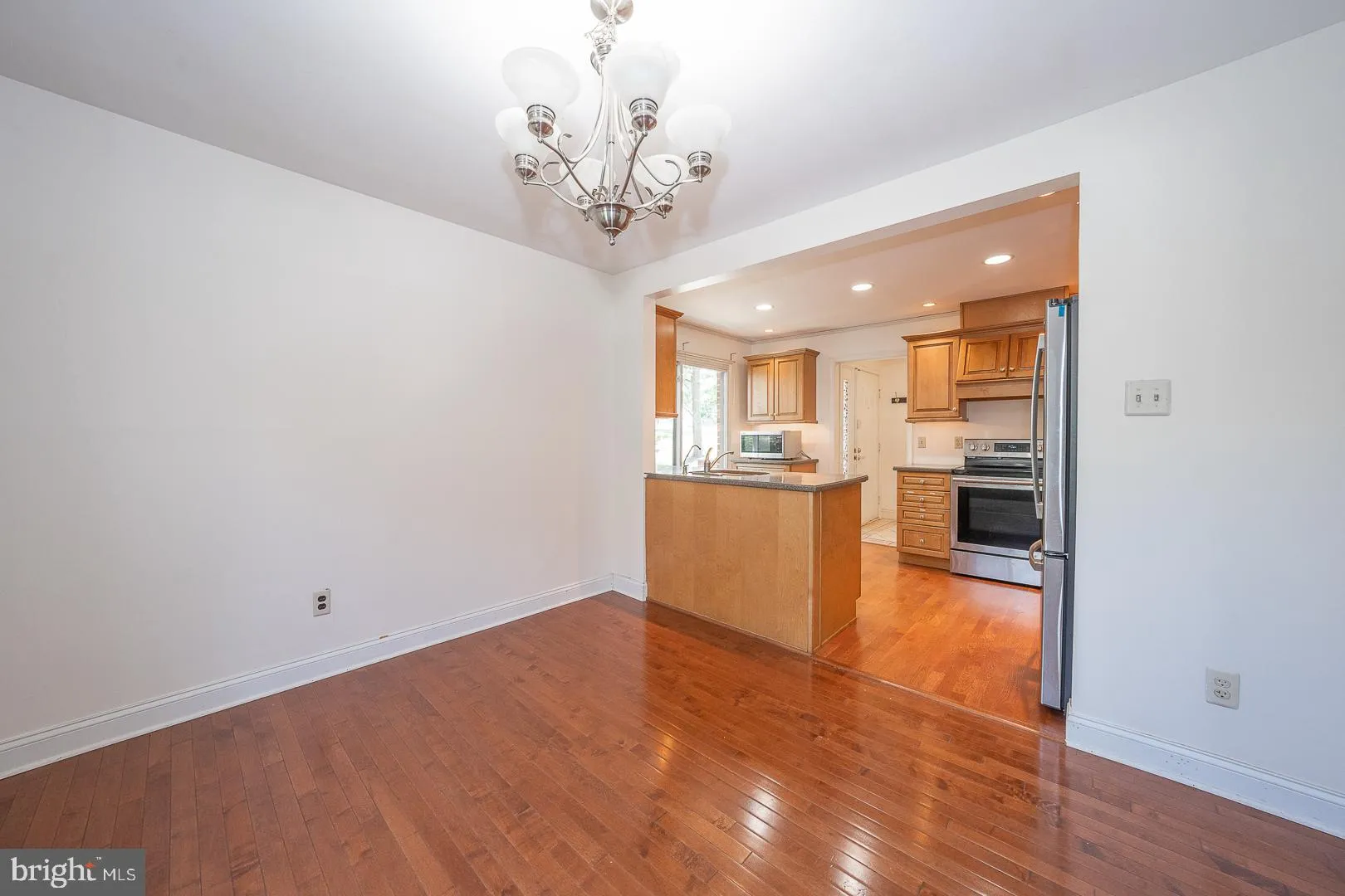 Wayne, Pennsylvania 19087, United States, 2 Bedrooms Bedrooms, ,2 BathroomsBathrooms,Residential,Active,200558