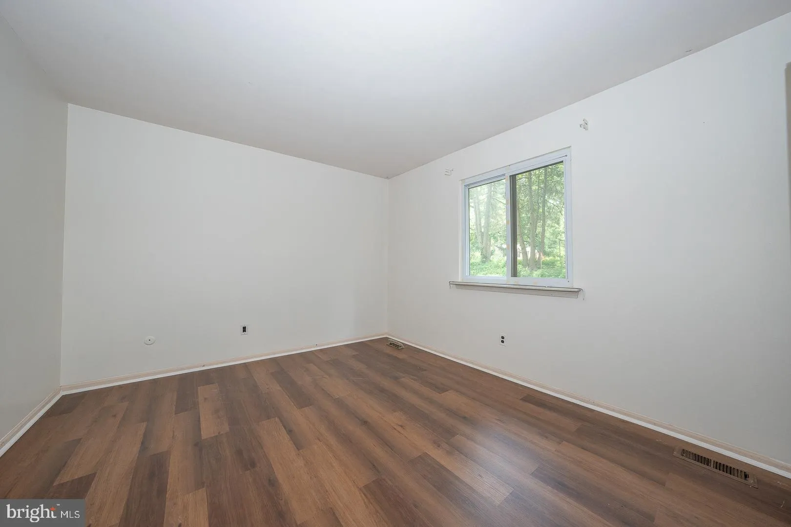 Wayne, Pennsylvania 19087, United States, 2 Bedrooms Bedrooms, ,2 BathroomsBathrooms,Residential,Active,200558