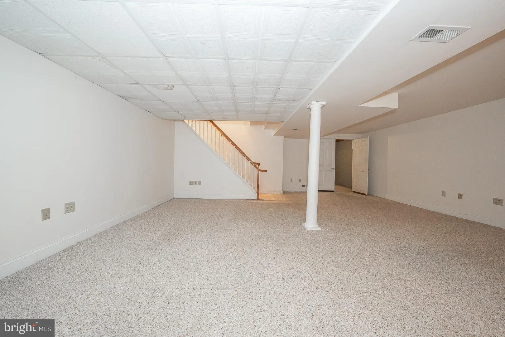 Wayne, Pennsylvania 19087, United States, 2 Bedrooms Bedrooms, ,2 BathroomsBathrooms,Residential,Active,200558