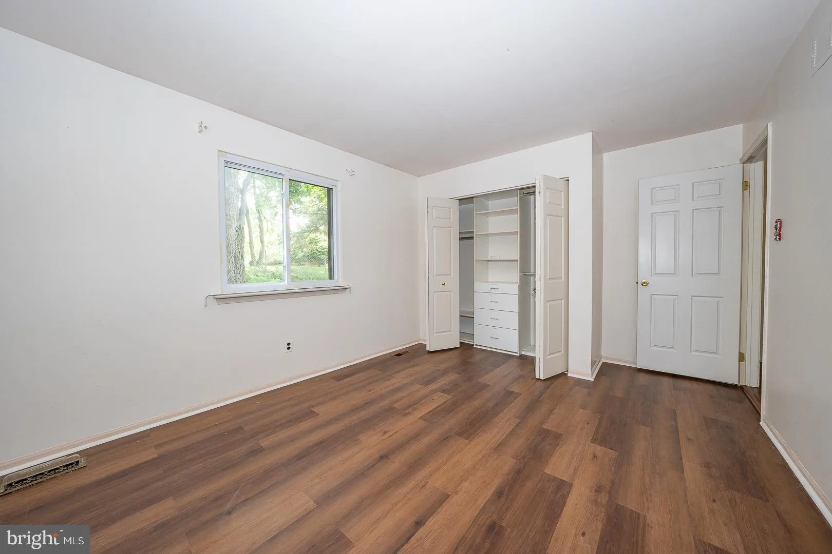 Wayne, Pennsylvania 19087, United States, 2 Bedrooms Bedrooms, ,2 BathroomsBathrooms,Residential,Active,200558