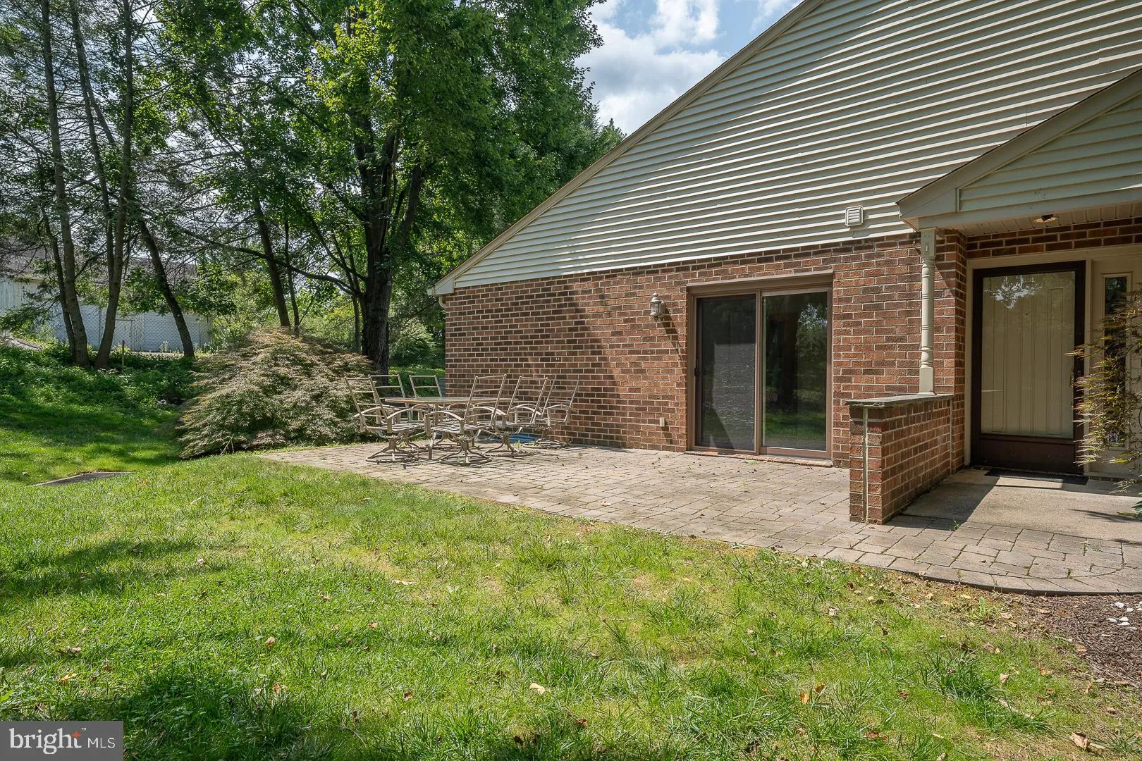 Wayne, Pennsylvania 19087, United States, 2 Bedrooms Bedrooms, ,2 BathroomsBathrooms,Residential,Active,200558