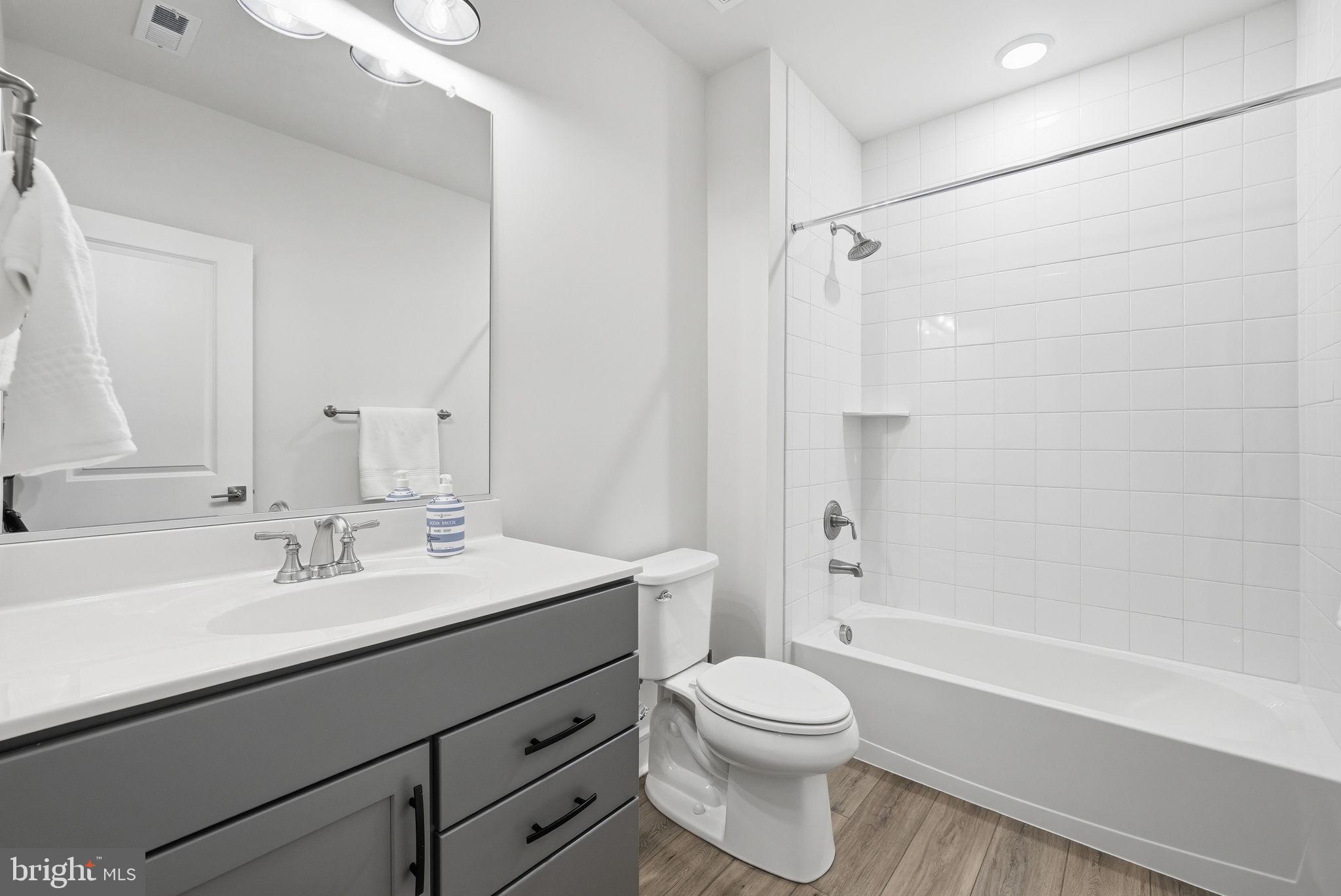 HARTLAND - Residential