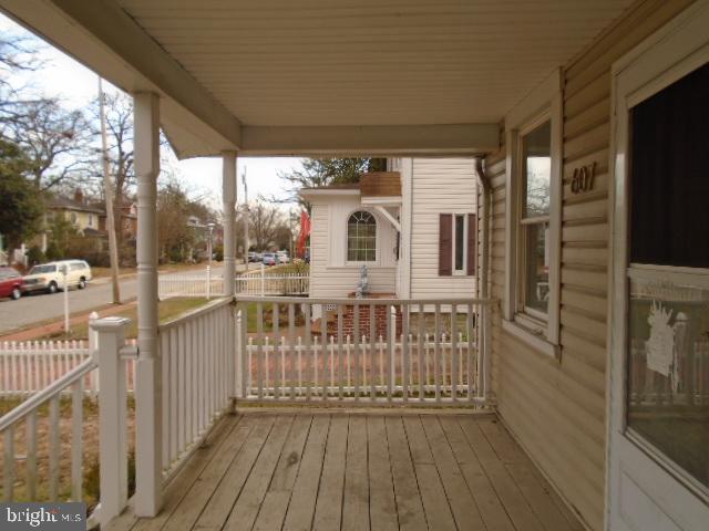 BELVEDERE SQUARE - Residential