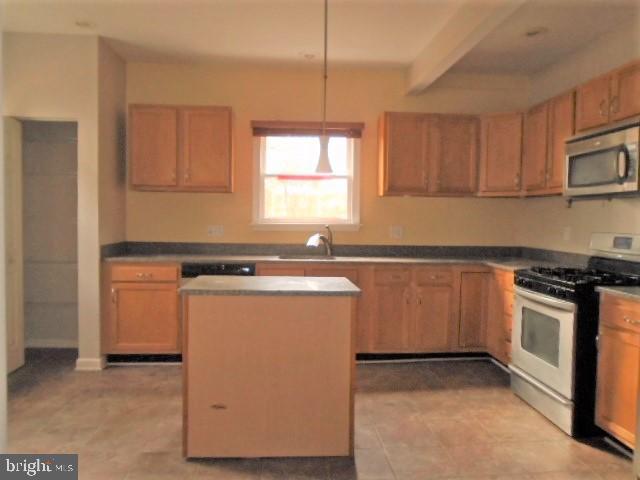 BELVEDERE SQUARE - Residential