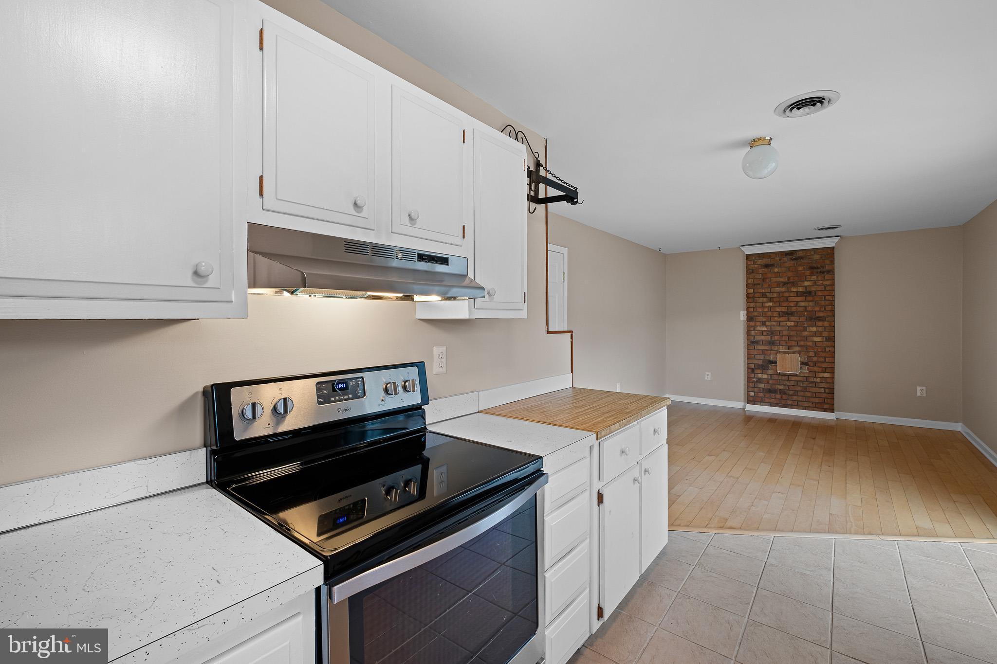 RED MILL FARMS - Residential