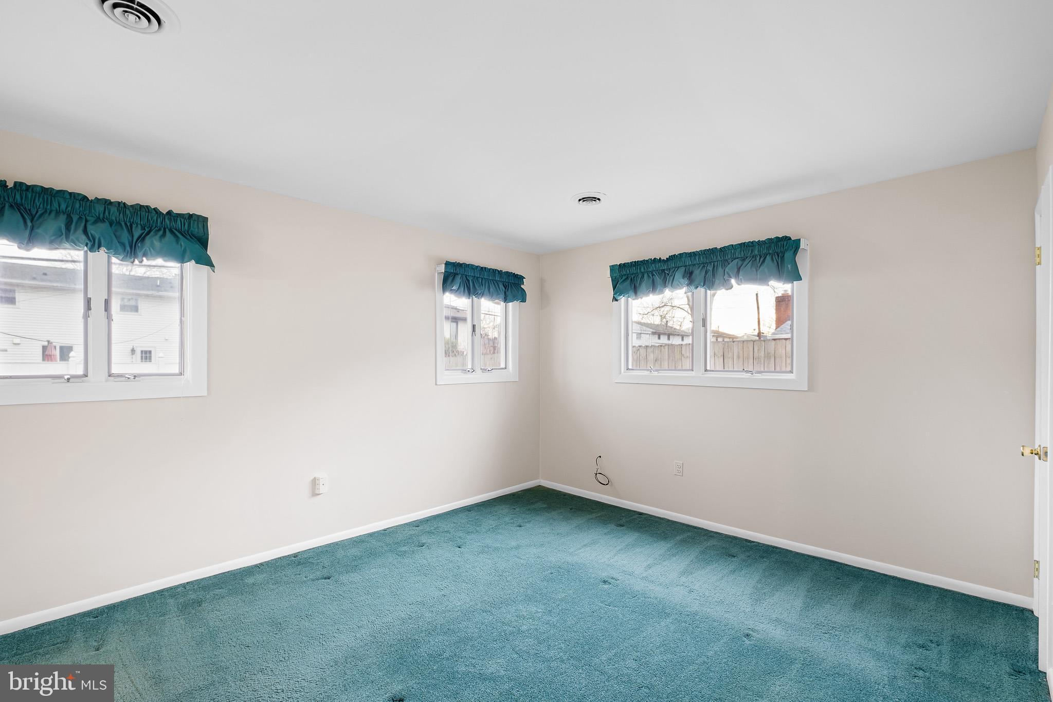 RED MILL FARMS - Residential