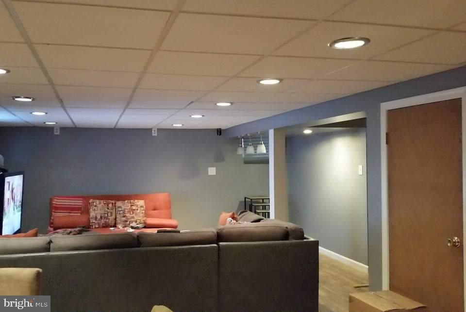 GWYNN OAK - Residential