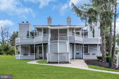 MLS: NJCD2122286