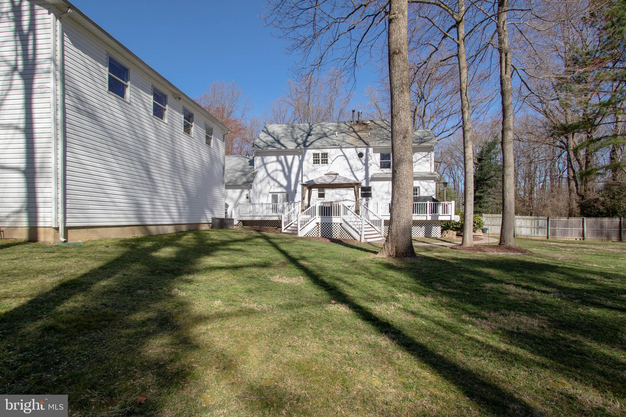 MASON NECK - Residential