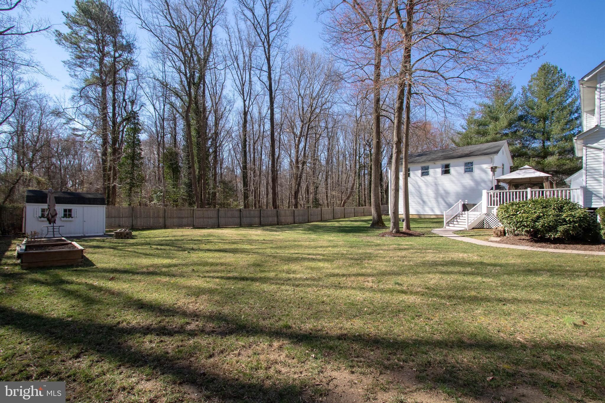 MASON NECK - Residential