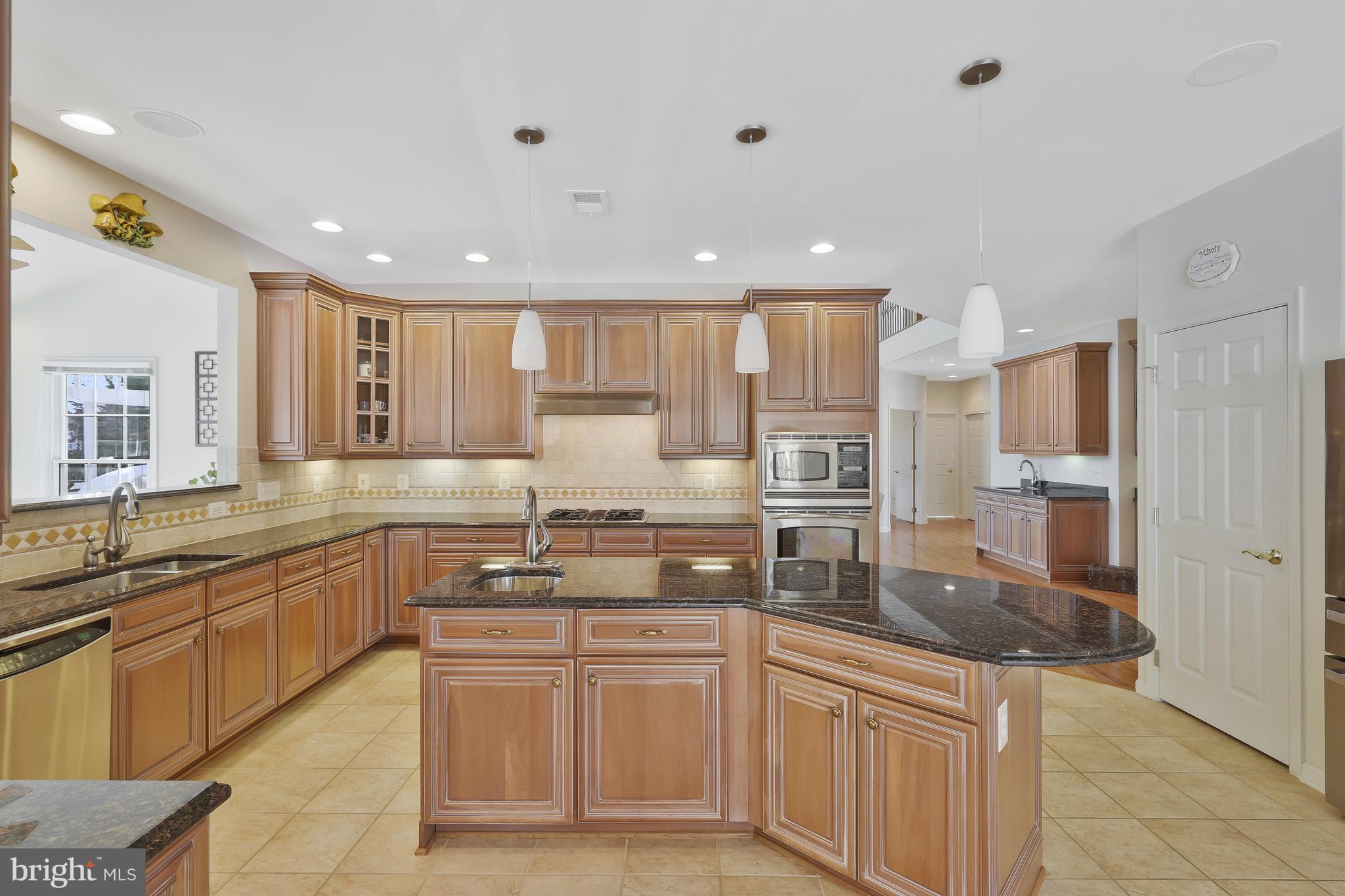 HUNT-BELMONT CNTRY CLUB - Residential