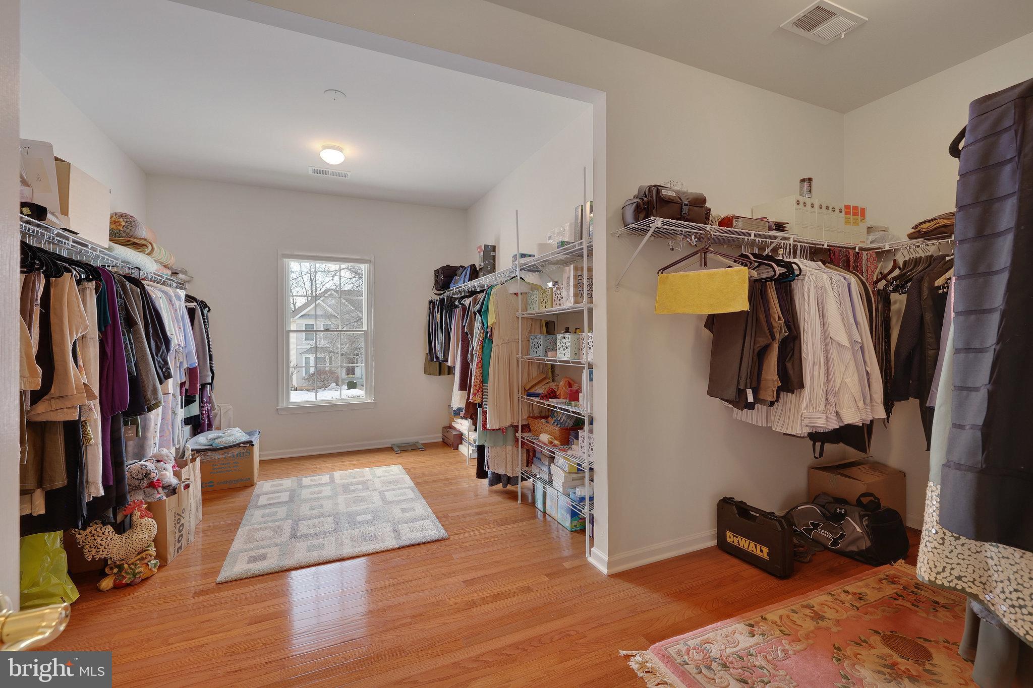 HUNT-BELMONT CNTRY CLUB - Residential