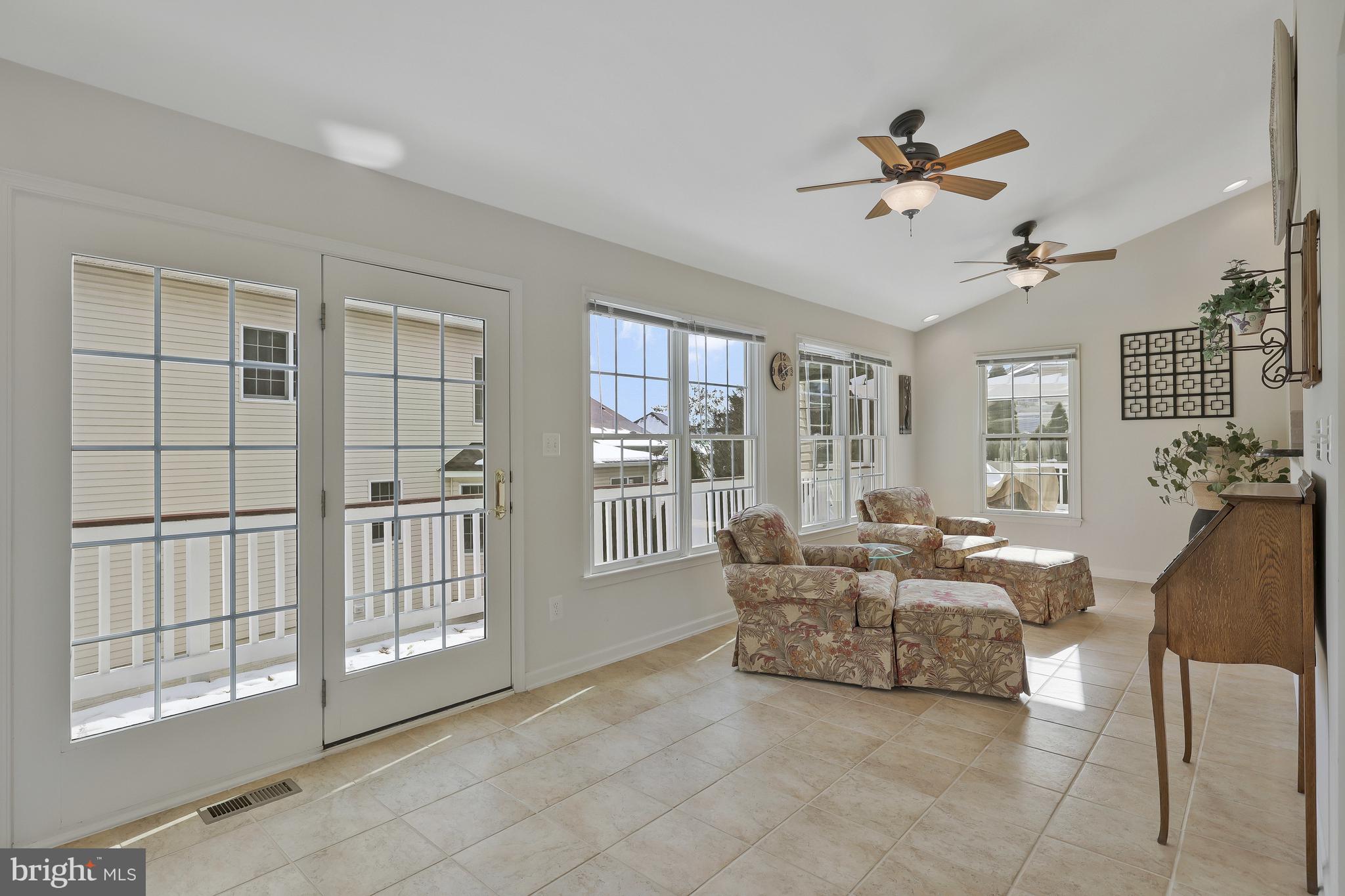 HUNT-BELMONT CNTRY CLUB - Residential