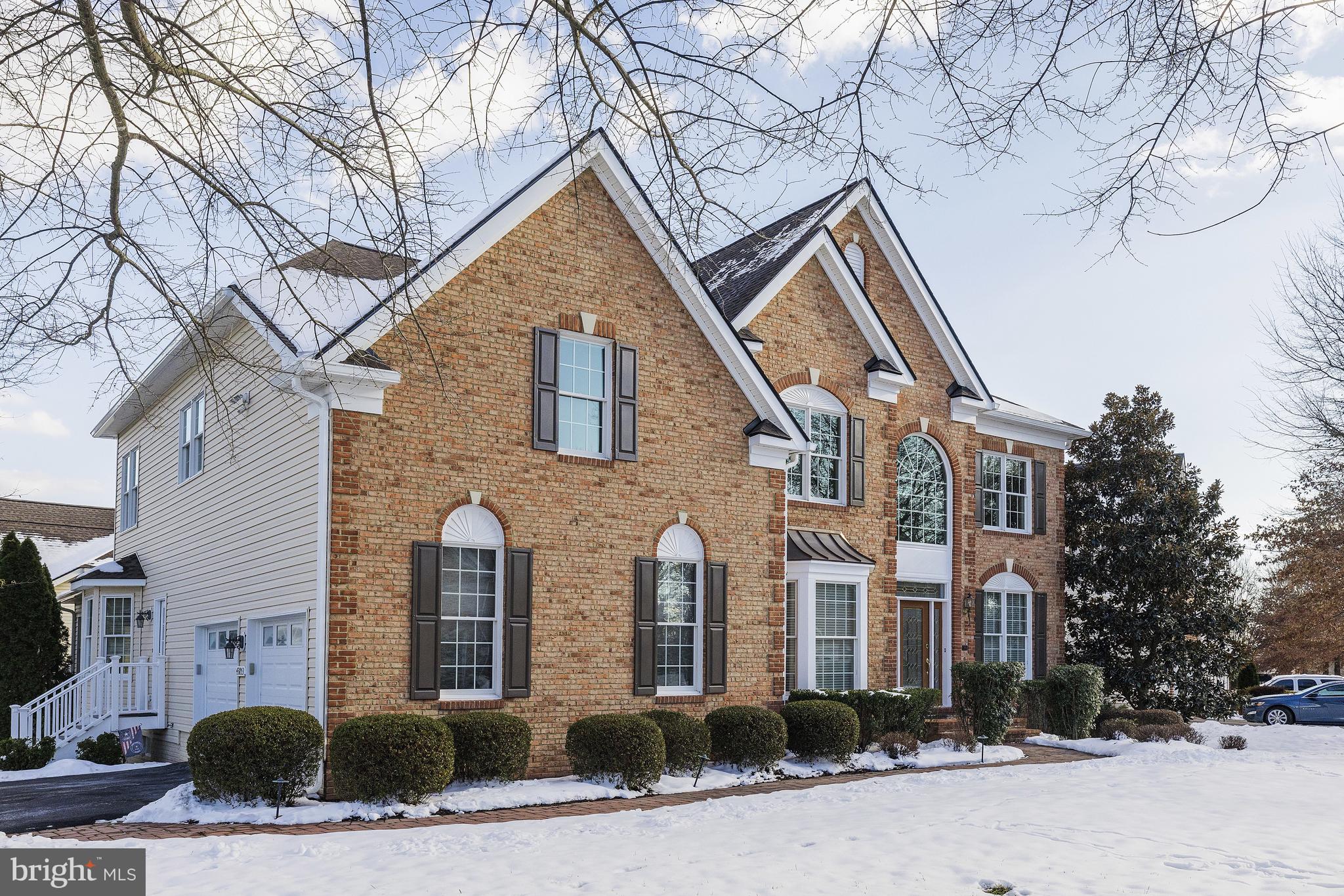 HUNT-BELMONT CNTRY CLUB - Residential