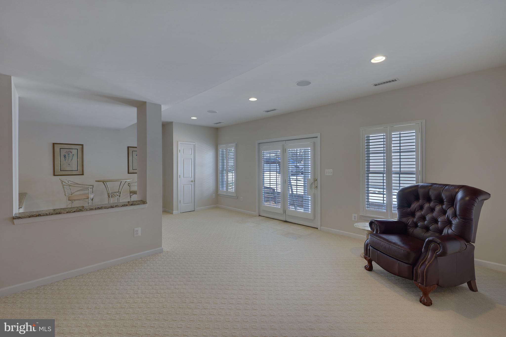 HUNT-BELMONT CNTRY CLUB - Residential