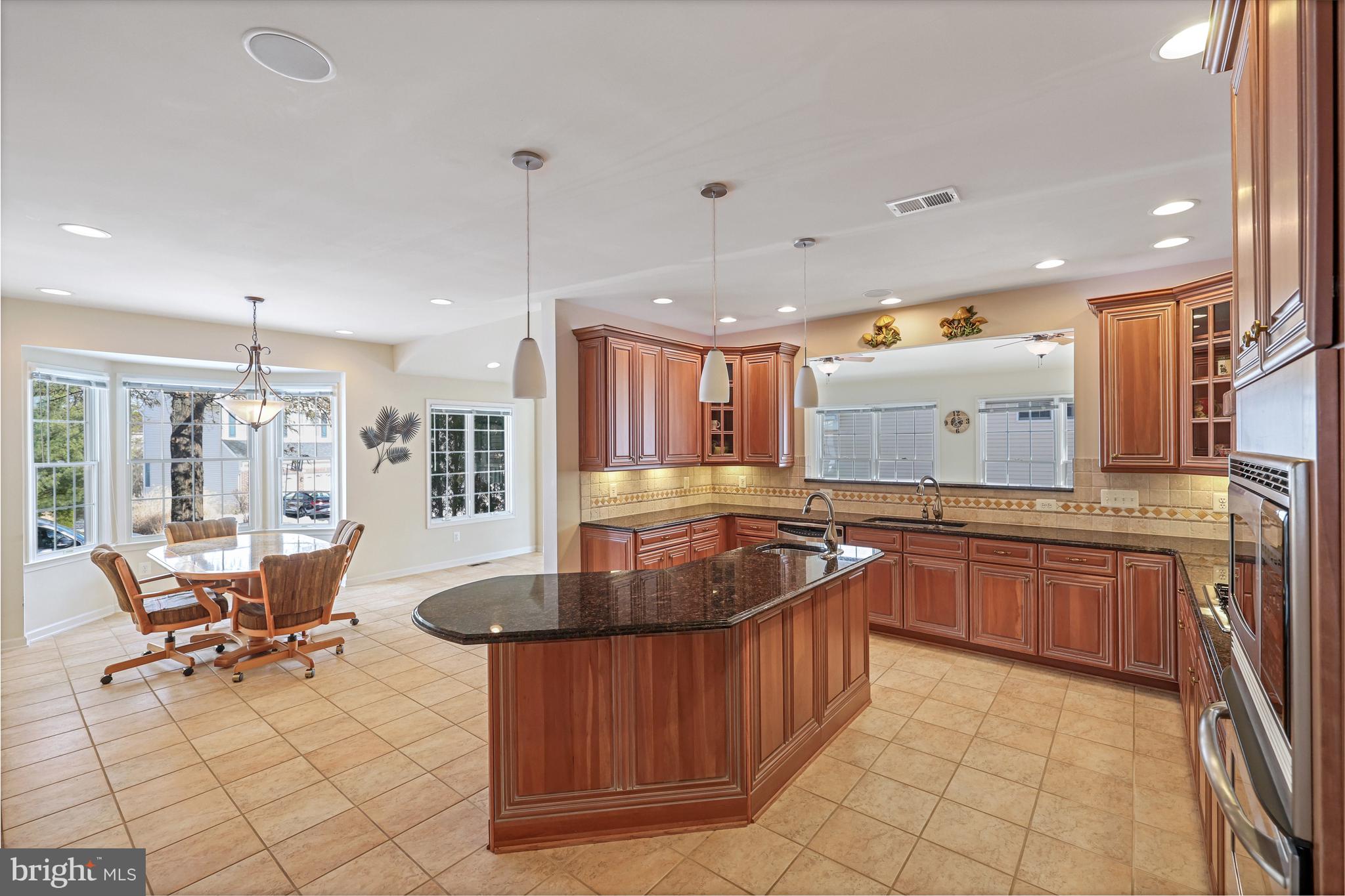 HUNT-BELMONT CNTRY CLUB - Residential