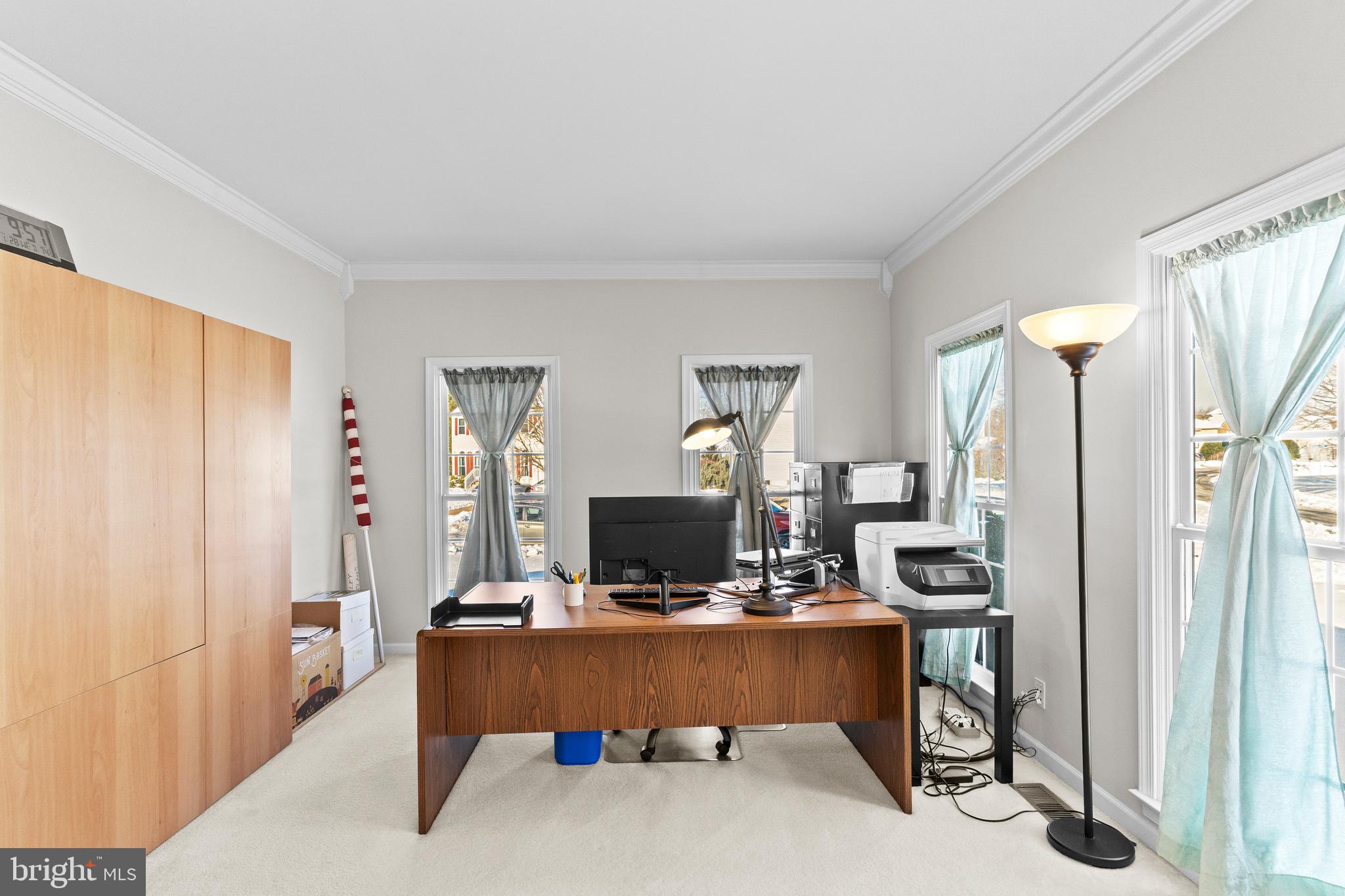 ASHBURN VILLAGE - Residential