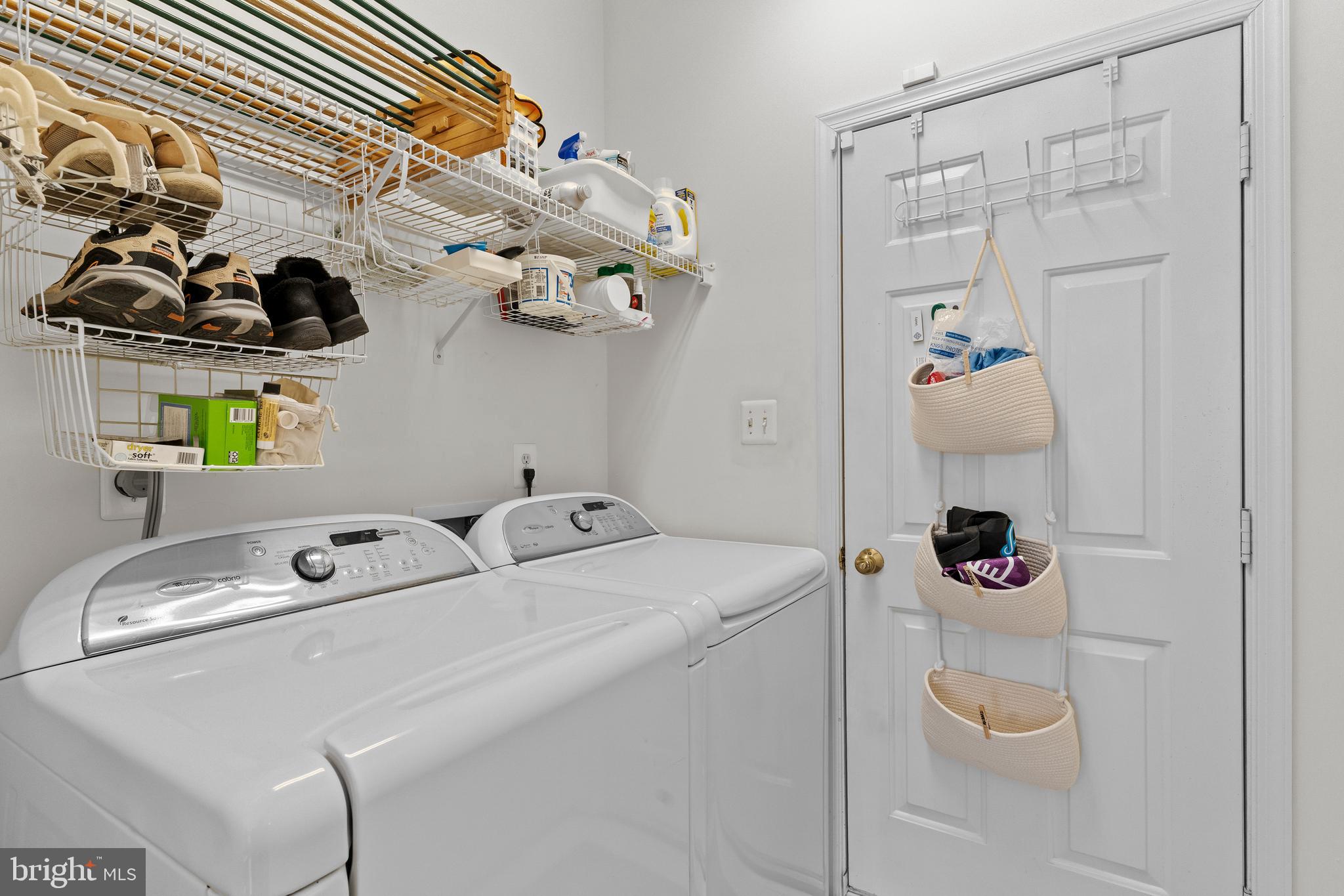 ASHBURN VILLAGE - Residential