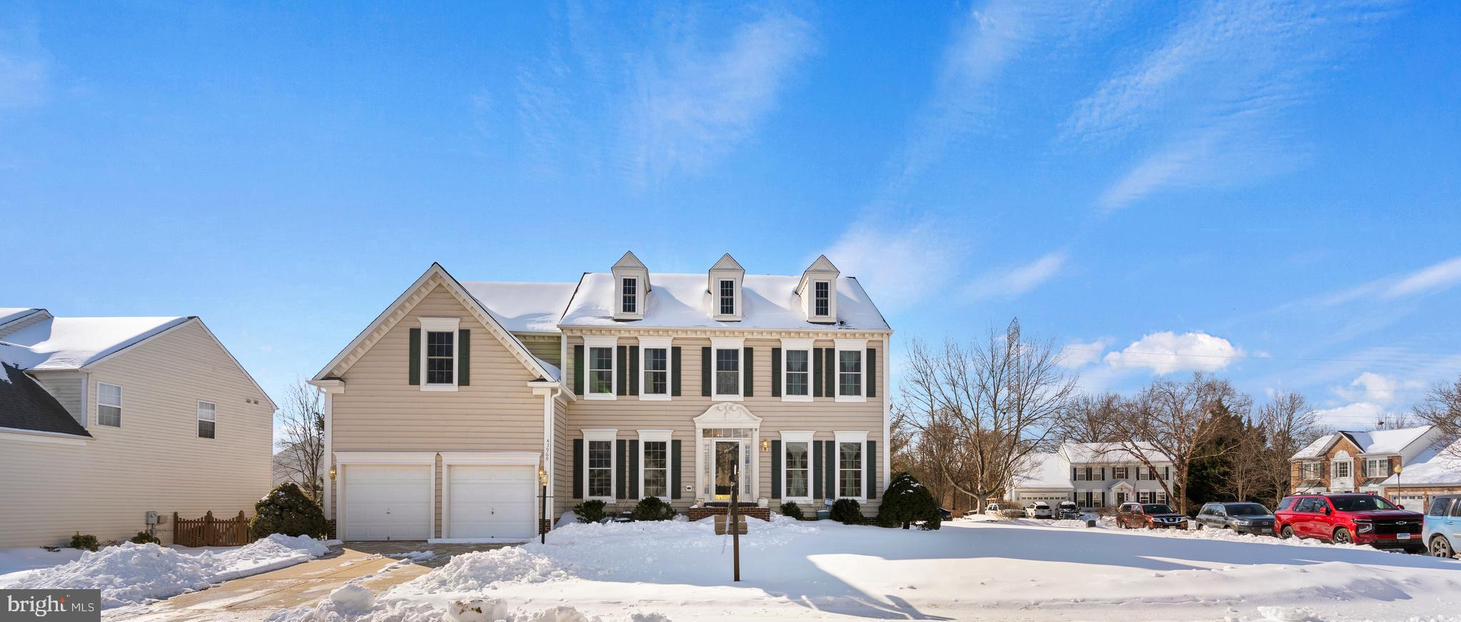 ASHBURN VILLAGE - Residential