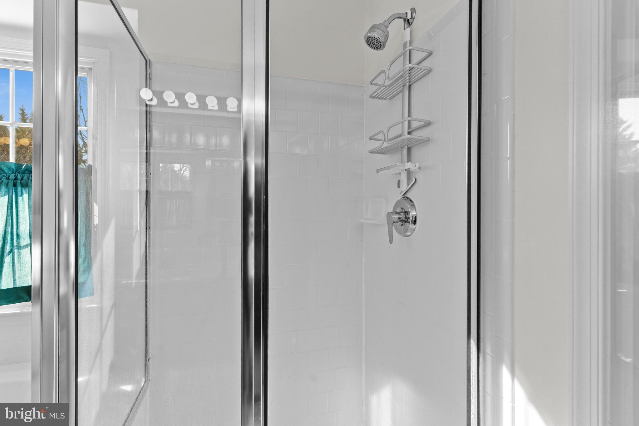 ASHBURN VILLAGE - Residential