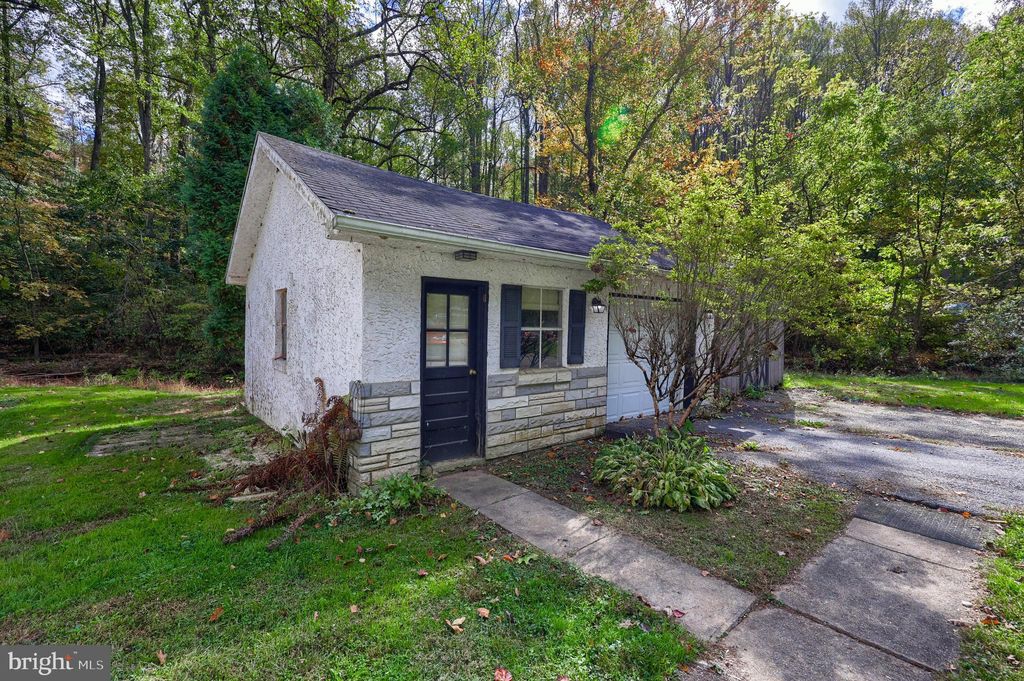 Photo of 479 Hephzibah Hill Road, COATESVILLE, PA 19320 (MLS # PACT2111406)