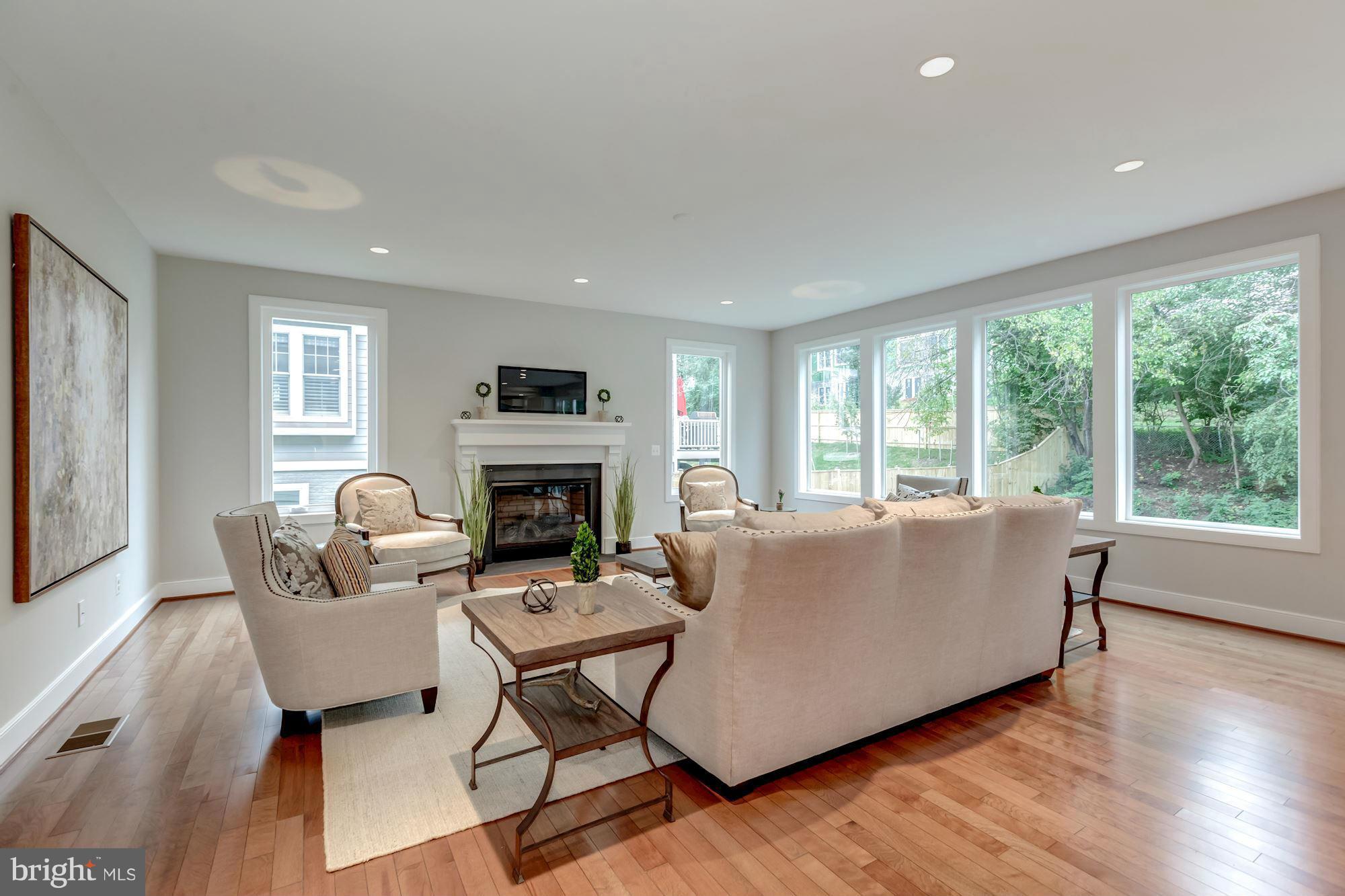 CHESTERFIELD - Residential