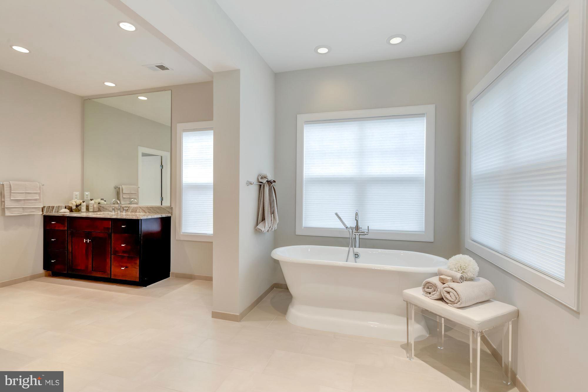 CHESTERFIELD - Residential