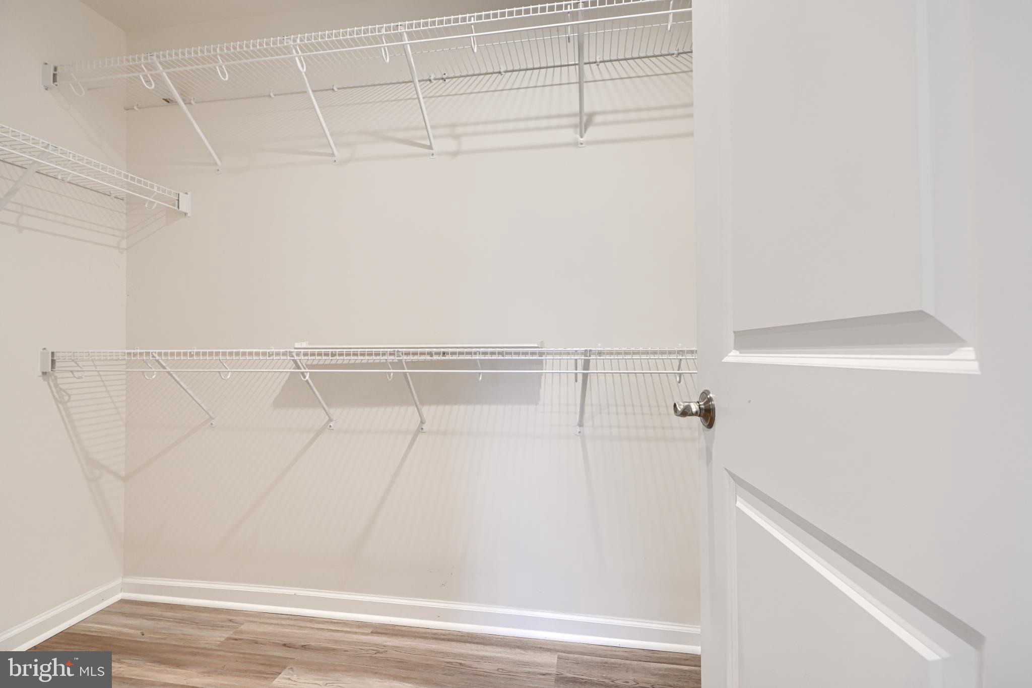 METRO POINTE - Residential Lease