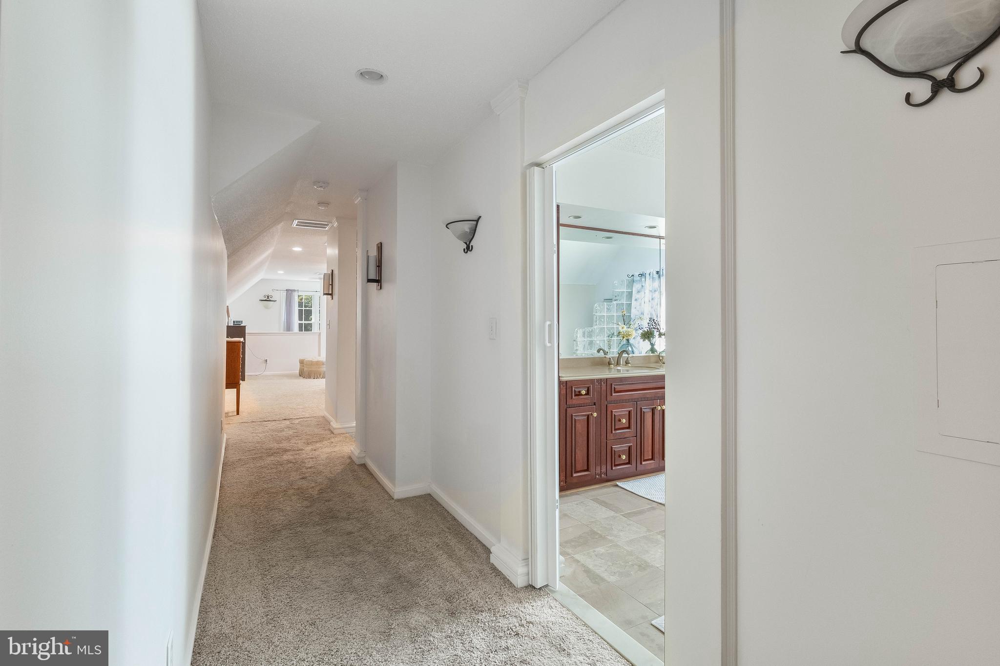 RIVERS END - Residential