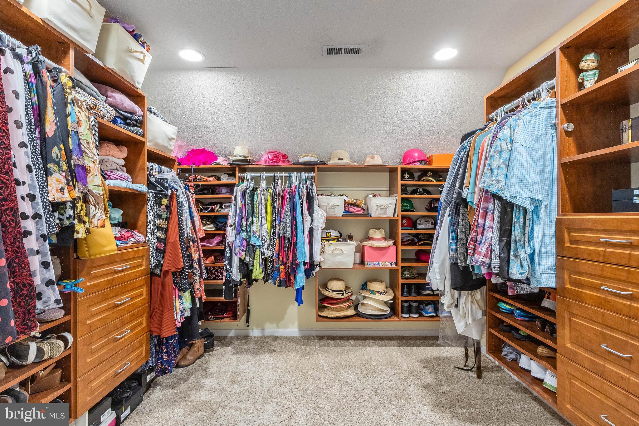 RIVERS END - Residential